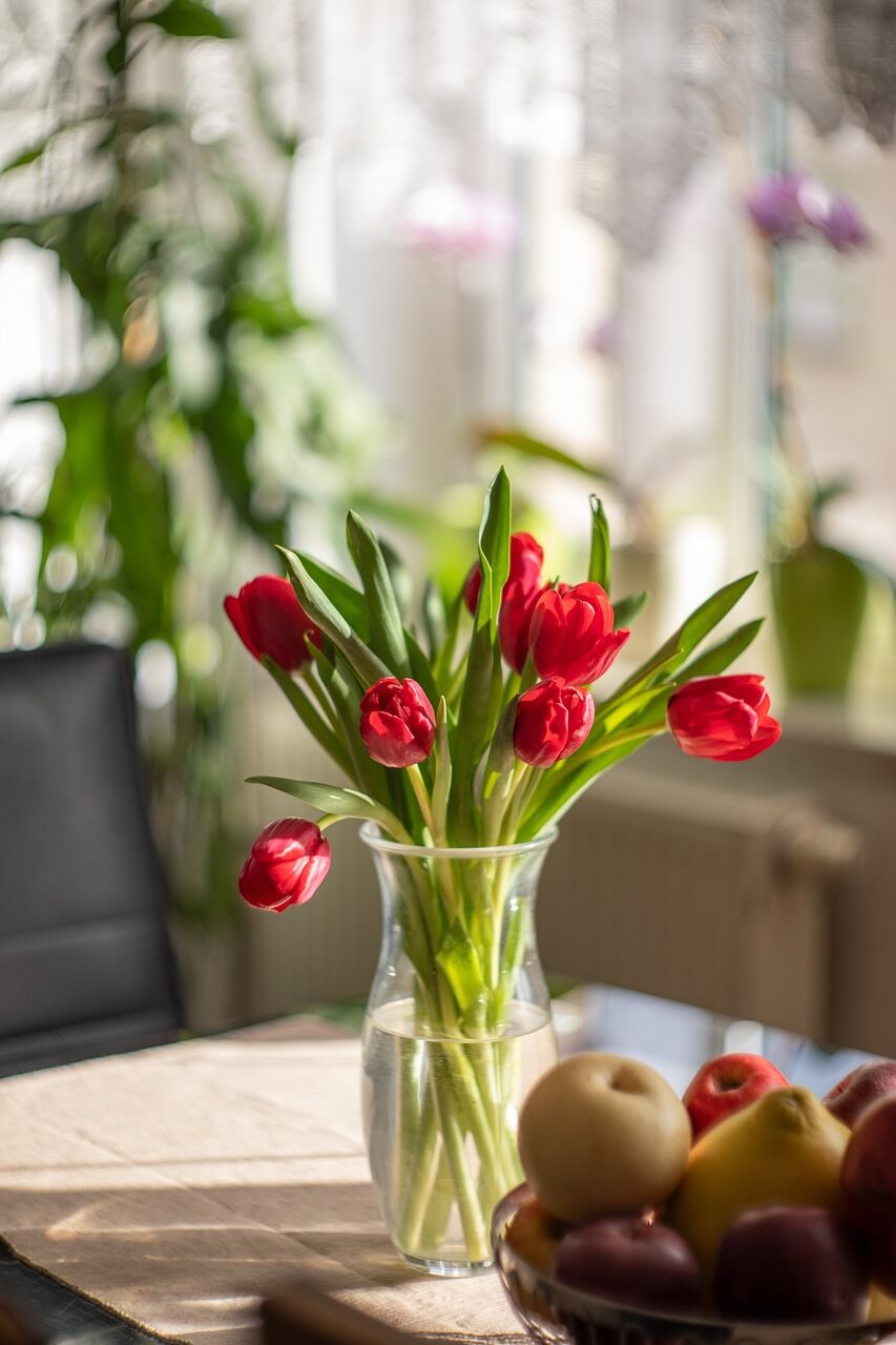 Decorating a Commercial Space: 8 Key Tips to Follow